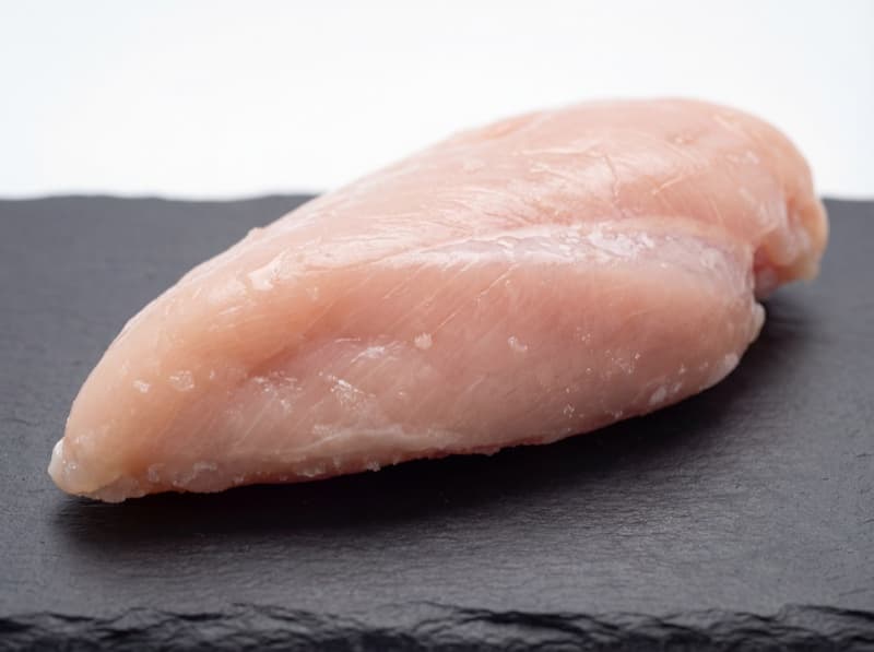 Филе грудки куриное без кости и без кожи с/м